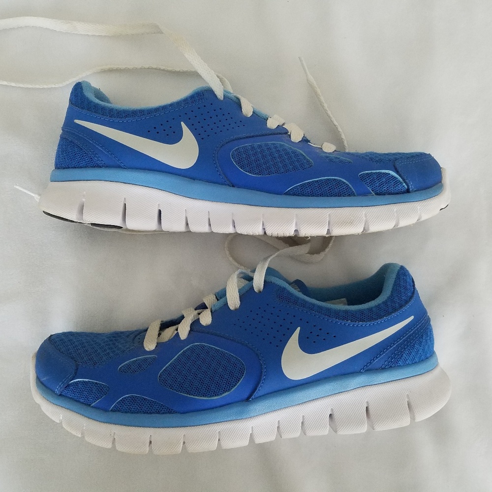 Nike Flex blue running shoes